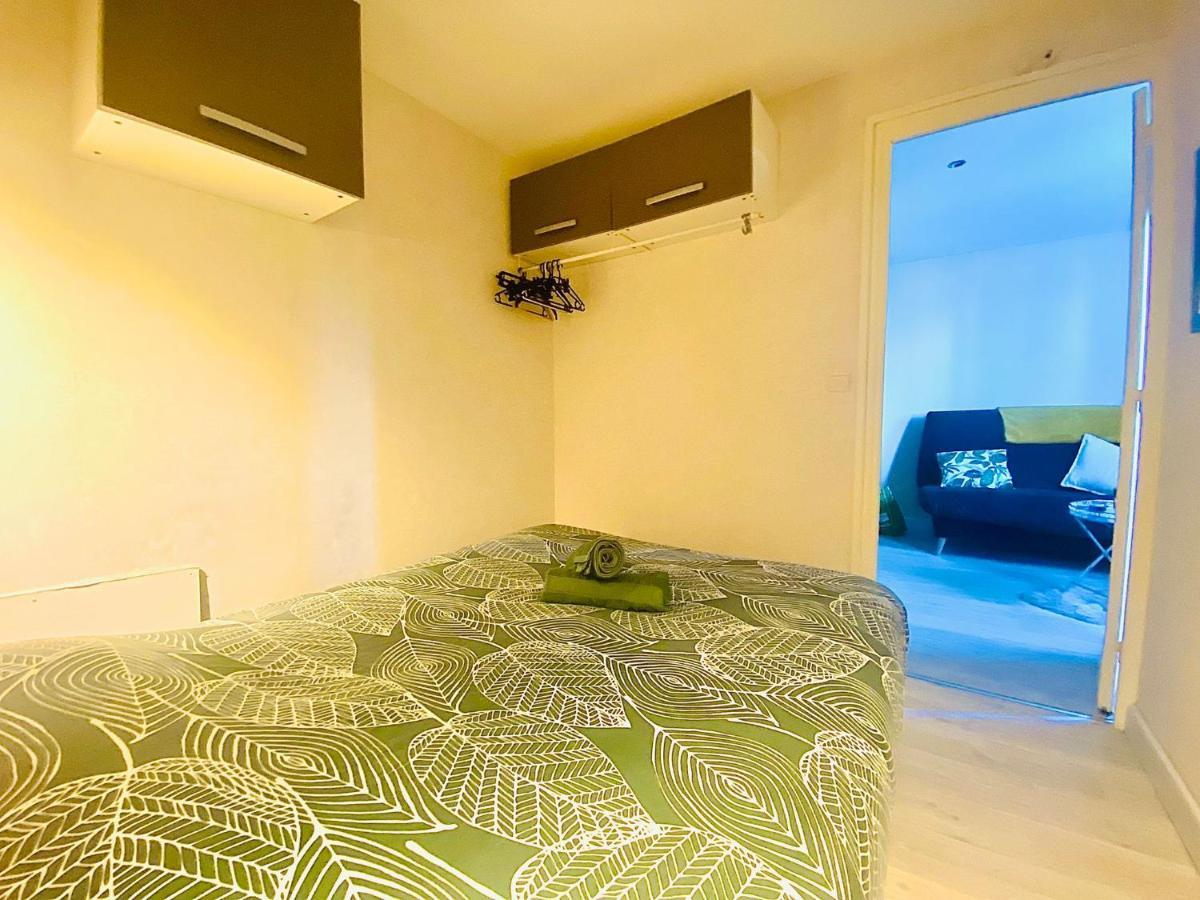 Appartement Proche Mer Avec Piscine Et Parking Fleury  Exterior photo